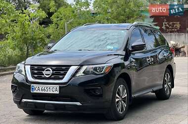 Позашляховик / Кросовер Nissan Pathfinder 2016 в Івано-Франківську