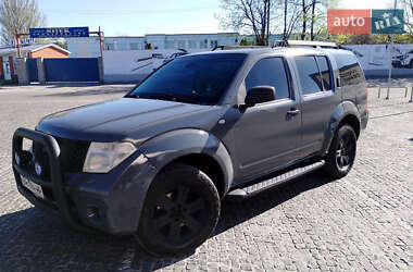 Позашляховик / Кросовер Nissan Pathfinder 2005 в 