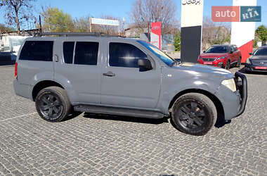 Позашляховик / Кросовер Nissan Pathfinder 2005 в 