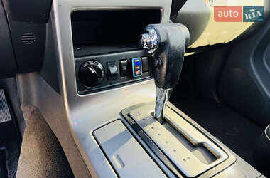Внедорожник / Кроссовер Nissan Pathfinder 2006 в 