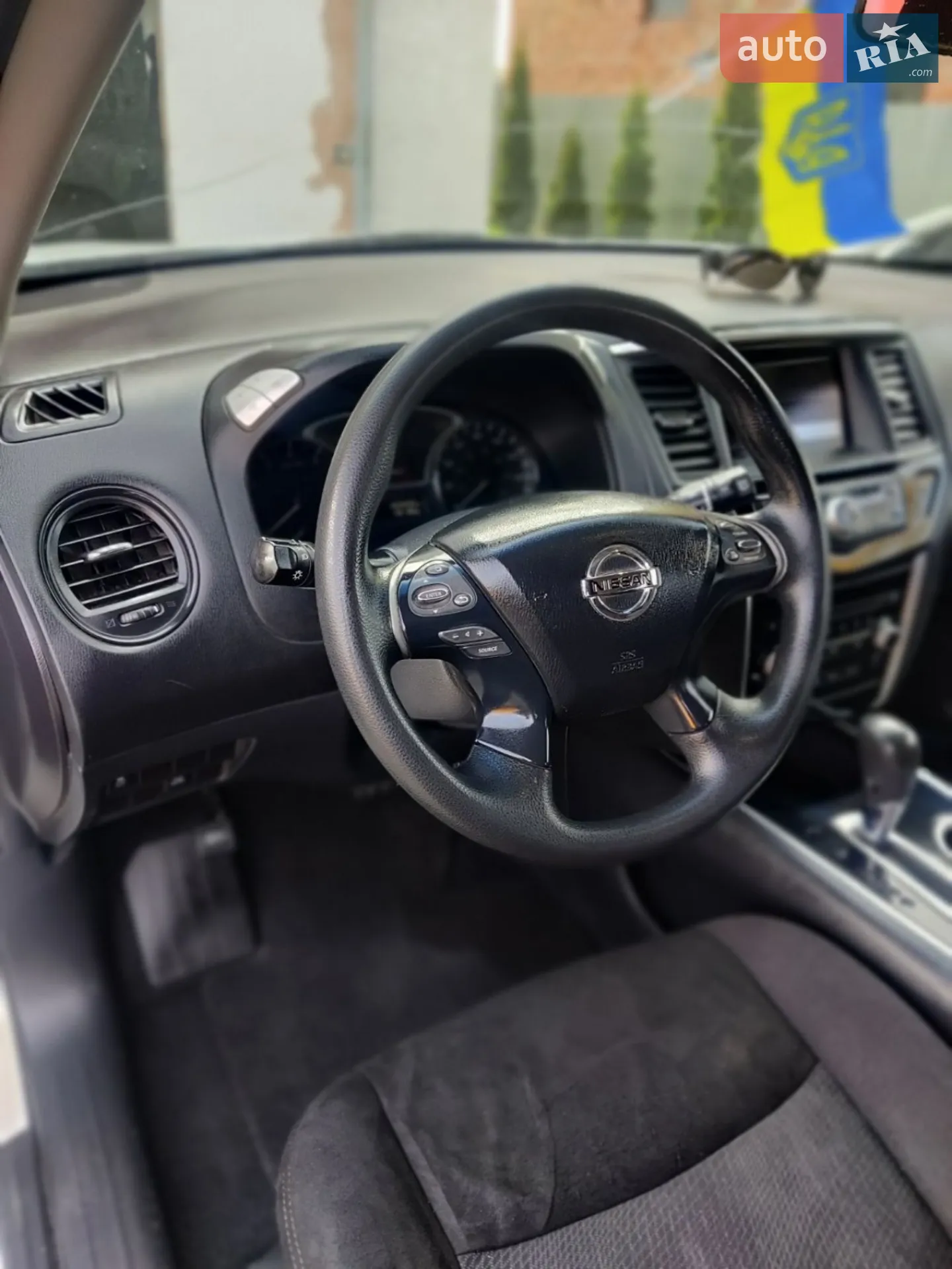 2015 Nissan Pathfinder - мініатюра 11