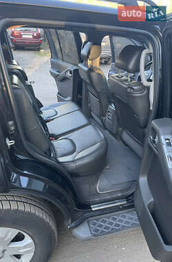 Внедорожник / Кроссовер Nissan Pathfinder 2006 в 