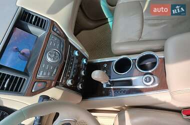 Внедорожник / Кроссовер Nissan Pathfinder 2012 в 