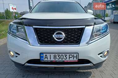 Внедорожник / Кроссовер Nissan Pathfinder 2012 в 
