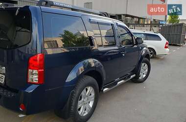 Позашляховик / Кросовер Nissan Pathfinder 2007 в 