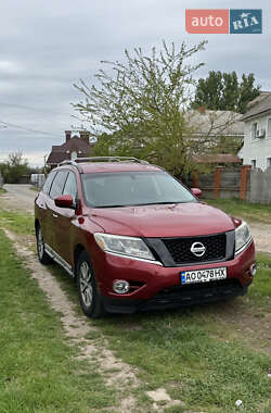 Позашляховик / Кросовер Nissan Pathfinder 2016 в 