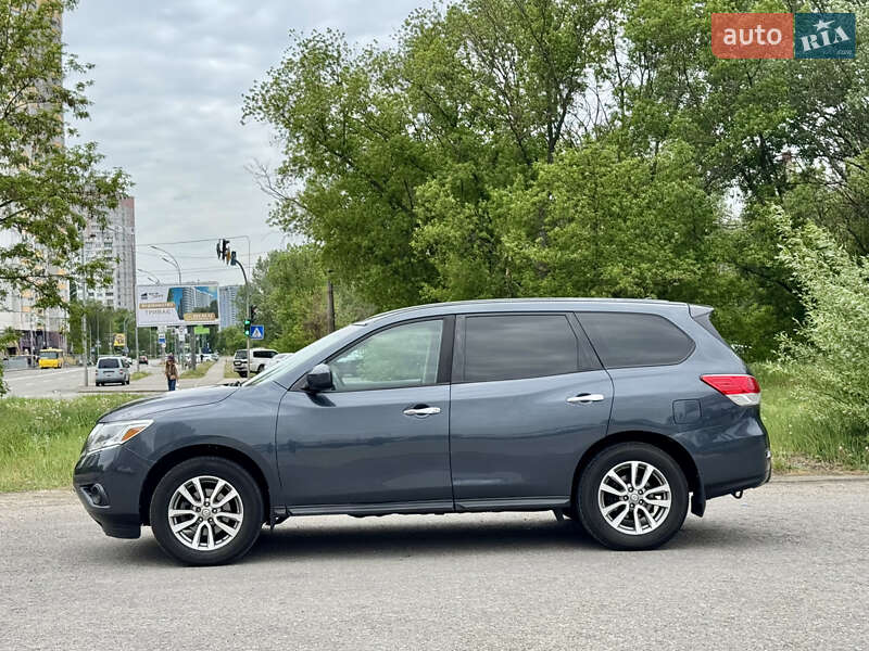 Позашляховик / Кросовер Nissan Pathfinder 2014 в Києві
