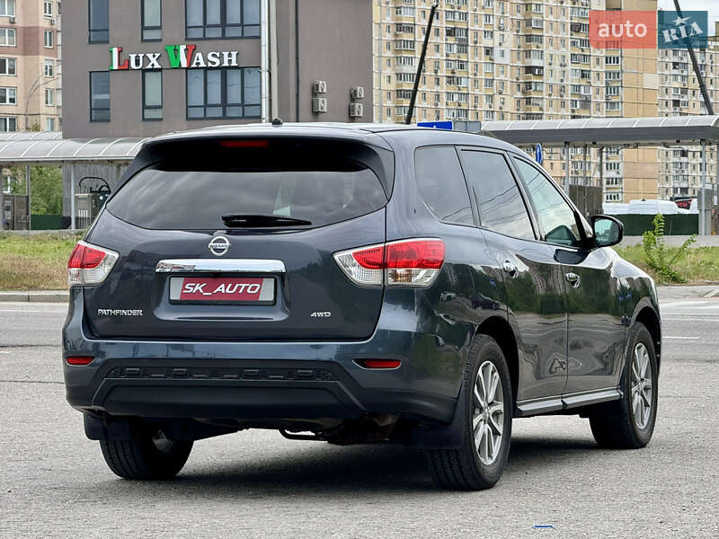 Позашляховик / Кросовер Nissan Pathfinder 2014 в Києві