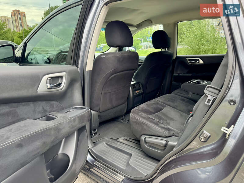Позашляховик / Кросовер Nissan Pathfinder 2014 в Києві