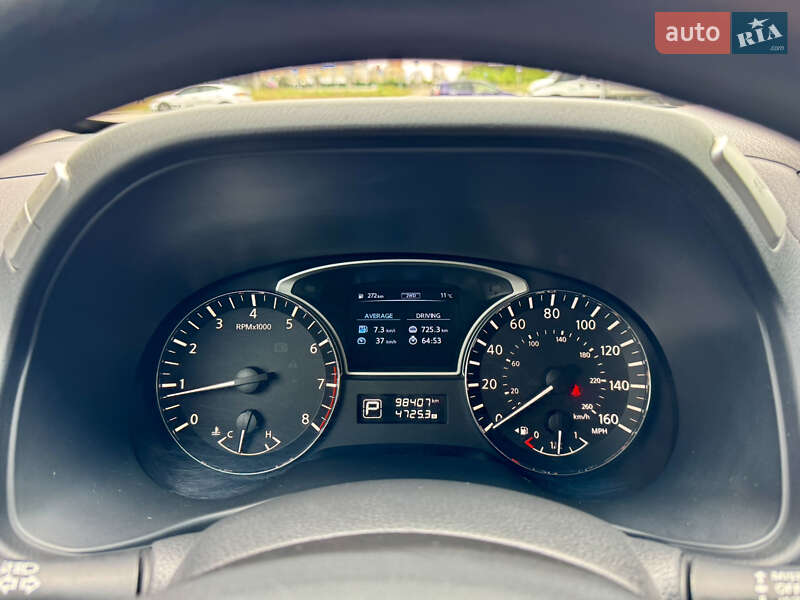 Позашляховик / Кросовер Nissan Pathfinder 2014 в Києві