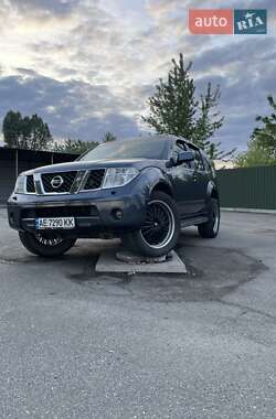 Внедорожник / Кроссовер Nissan Pathfinder 2007 в Борисполе