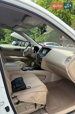 Внедорожник / Кроссовер Nissan Pathfinder 2012 в Одессе