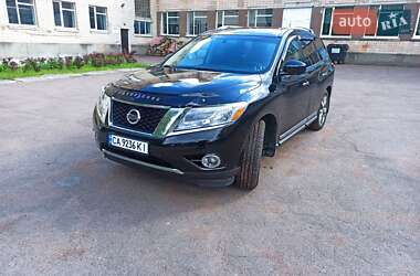 Внедорожник / Кроссовер Nissan Pathfinder 2014 в Черкассах