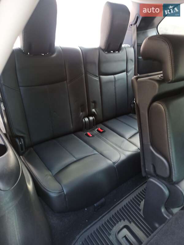 Внедорожник / Кроссовер Nissan Pathfinder 2014 в Черкассах фото 12 Внедорожник / Кроссовер Nissan Pathfinder 2014 в Черкассах