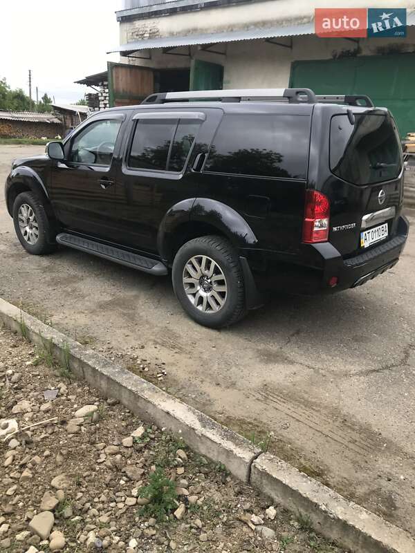 Позашляховик / Кросовер Nissan Pathfinder 2014 в Івано-Франківську