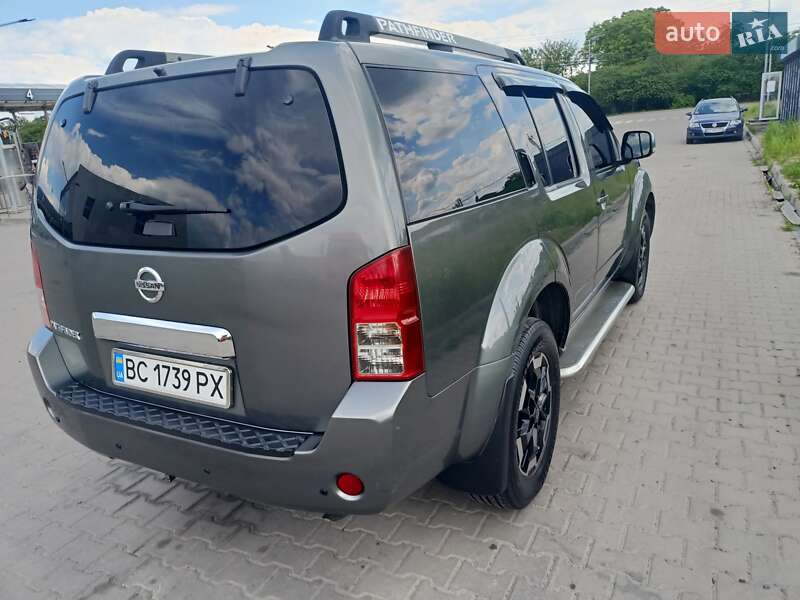 Позашляховик / Кросовер Nissan Pathfinder 2008 в Одесі