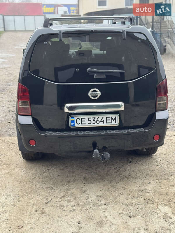 Позашляховик / Кросовер Nissan Pathfinder 2006 в Чернівцях