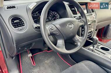 Внедорожник / Кроссовер Nissan Pathfinder 2013 в 