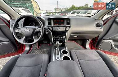 Внедорожник / Кроссовер Nissan Pathfinder 2013 в 