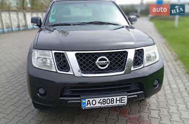 Внедорожник / Кроссовер Nissan Pathfinder 2011 в Кривом Роге