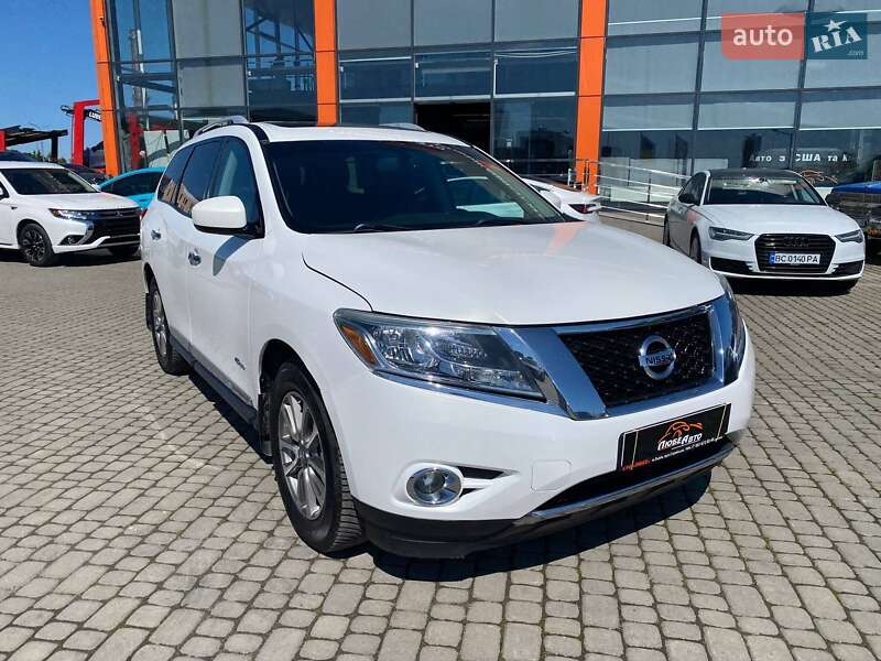 Позашляховик / Кросовер Nissan Pathfinder 2014 в Львові