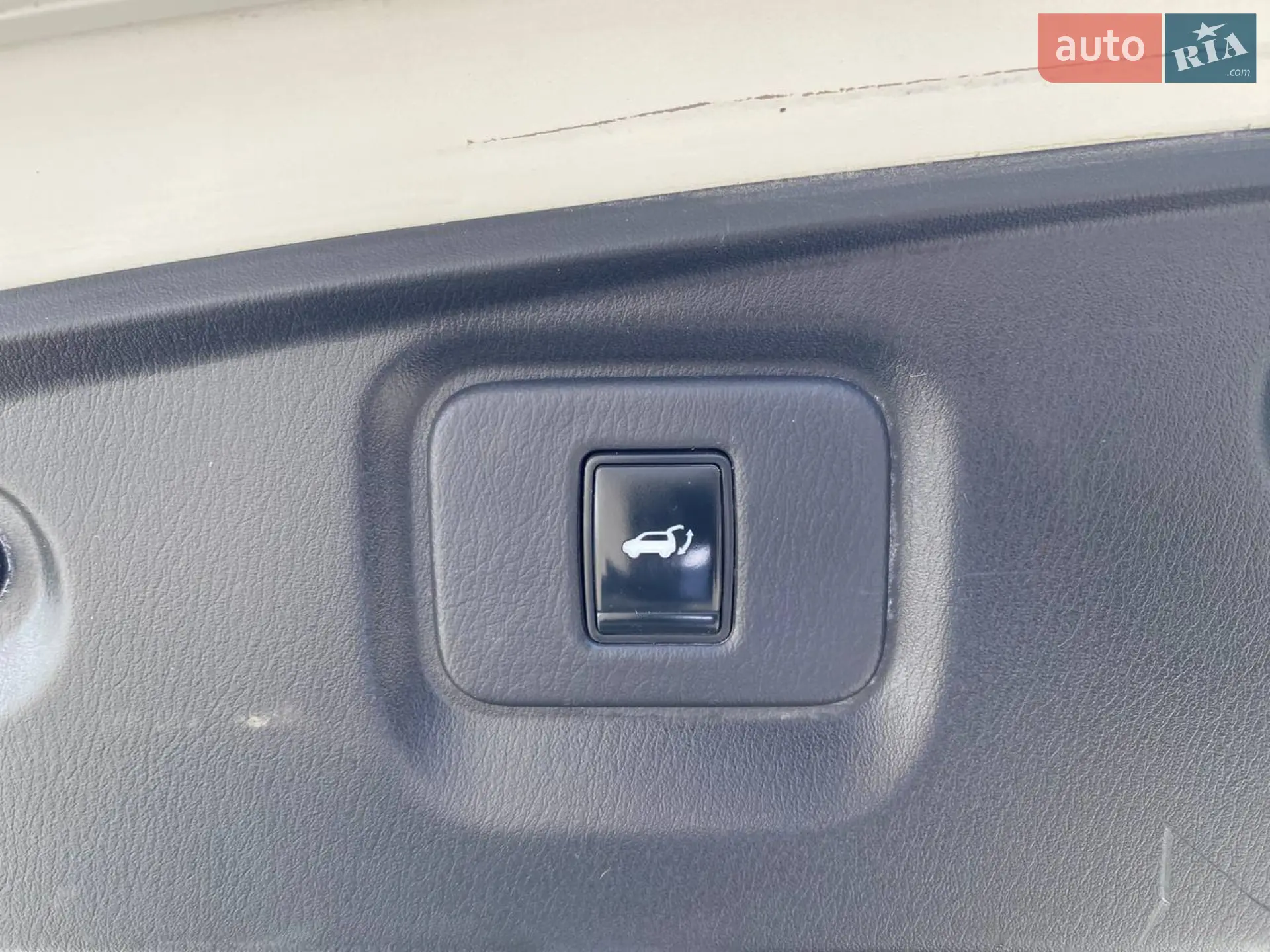2014 Nissan Pathfinder - мініатюра 29