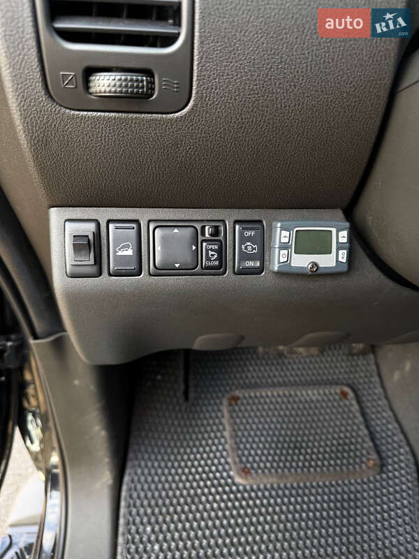 Позашляховик / Кросовер Nissan Pathfinder 2008 в Краматорську