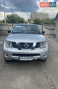 Внедорожник / Кроссовер Nissan Pathfinder 2005 в Першотравенске