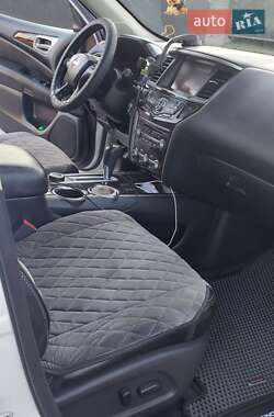 Позашляховик / Кросовер Nissan Pathfinder 2013 в Фастові