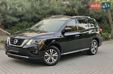 Внедорожник / Кроссовер Nissan Pathfinder 2018 в Одессе