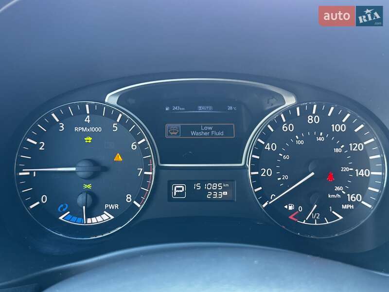 Внедорожник / Кроссовер Nissan Pathfinder 2013 в Киеве