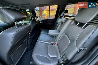 Позашляховик / Кросовер Nissan Pathfinder 2011 в 