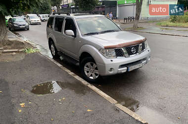 Позашляховик / Кросовер Nissan Pathfinder 2006 в Смілі
