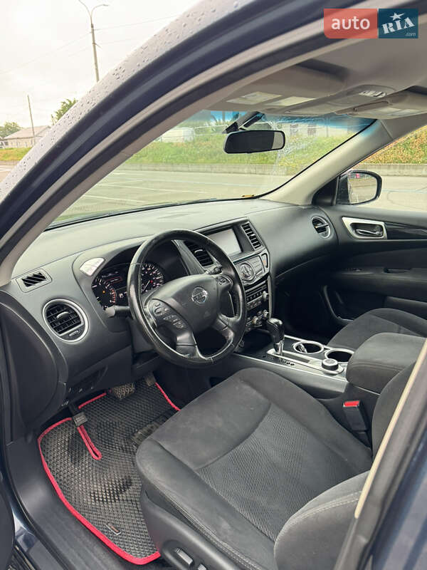 Внедорожник / Кроссовер Nissan Pathfinder 2014 в Киеве