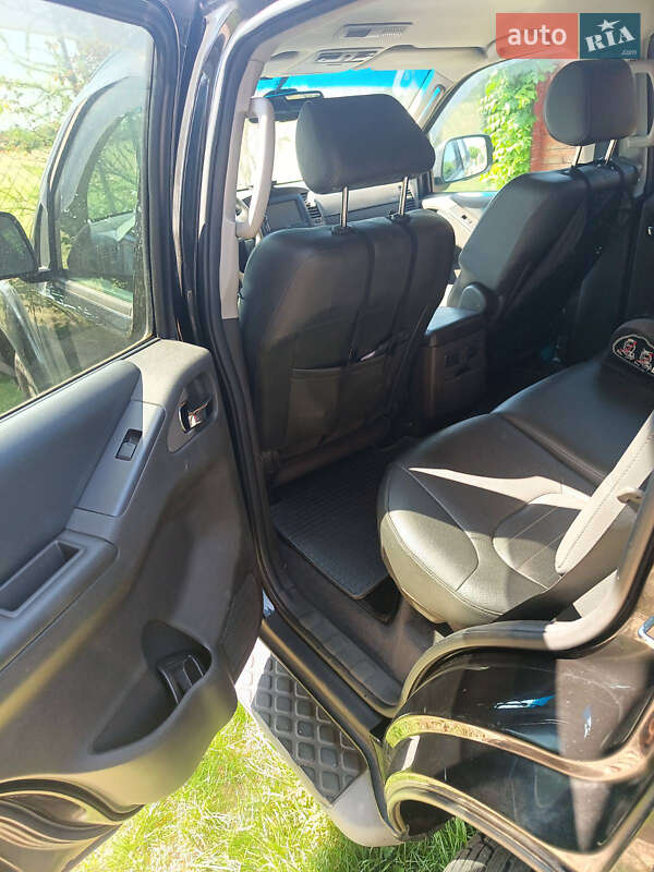 Позашляховик / Кросовер Nissan Pathfinder 2013 в Києві