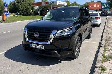 Внедорожник / Кроссовер Nissan Pathfinder 2021 в Киеве