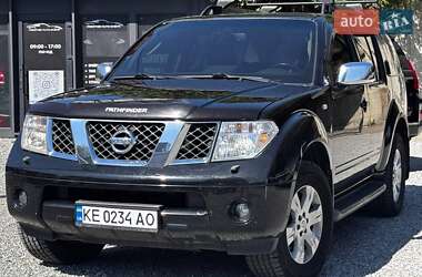 Внедорожник / Кроссовер Nissan Pathfinder 2006 в Днепре