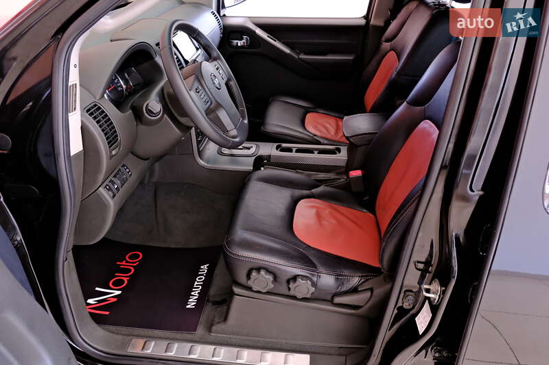 Внедорожник / Кроссовер Nissan Pathfinder 2008 в Одессе