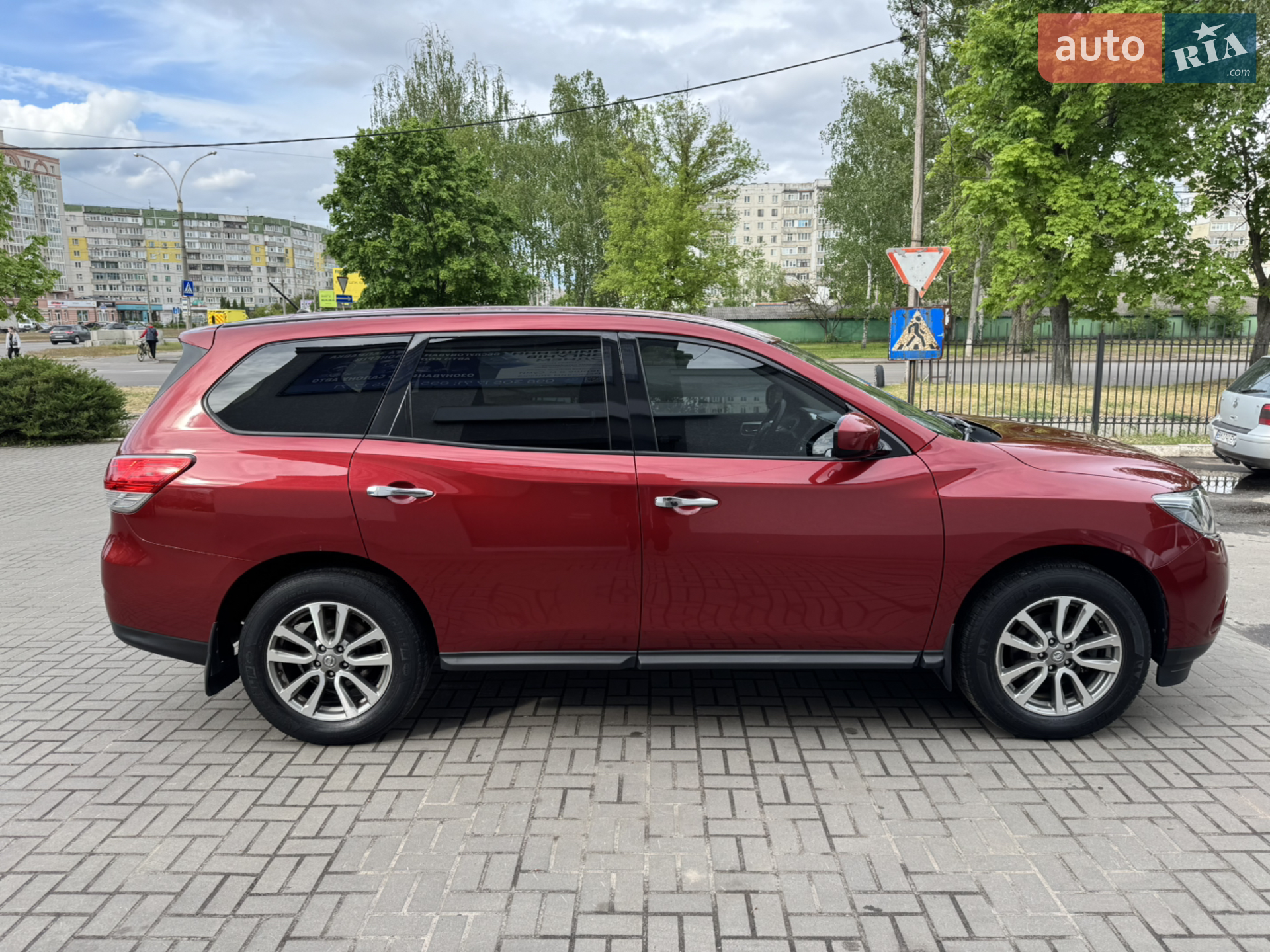 2013 Nissan Pathfinder - мініатюра 4