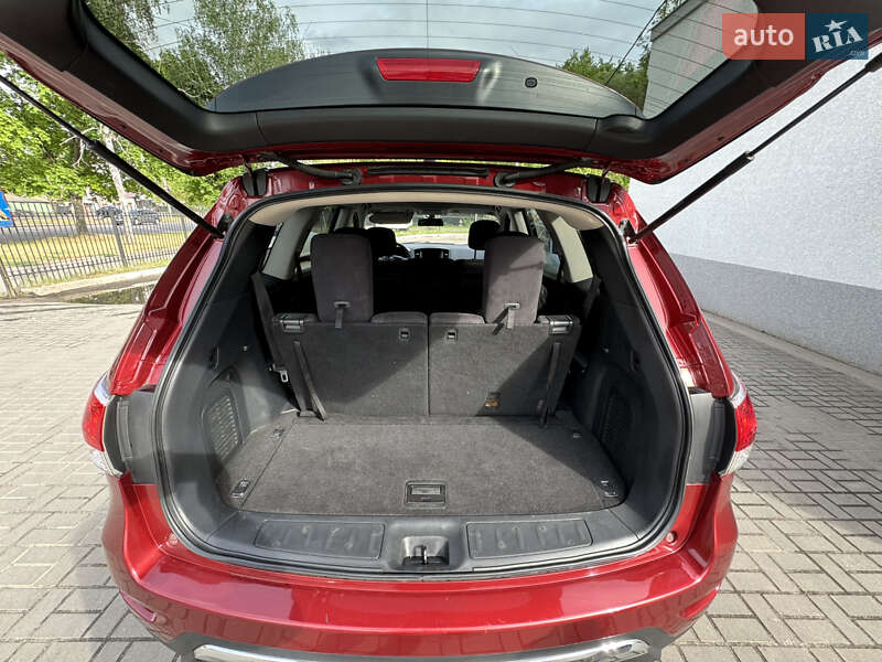 Позашляховик / Кросовер Nissan Pathfinder 2013 в Сумах