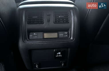 Внедорожник / Кроссовер Nissan Pathfinder 2015 в 