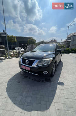 Nissan Pathfinder 2014