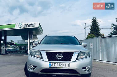 Nissan Pathfinder 2015