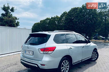 Внедорожник / Кроссовер Nissan Pathfinder 2015 в 