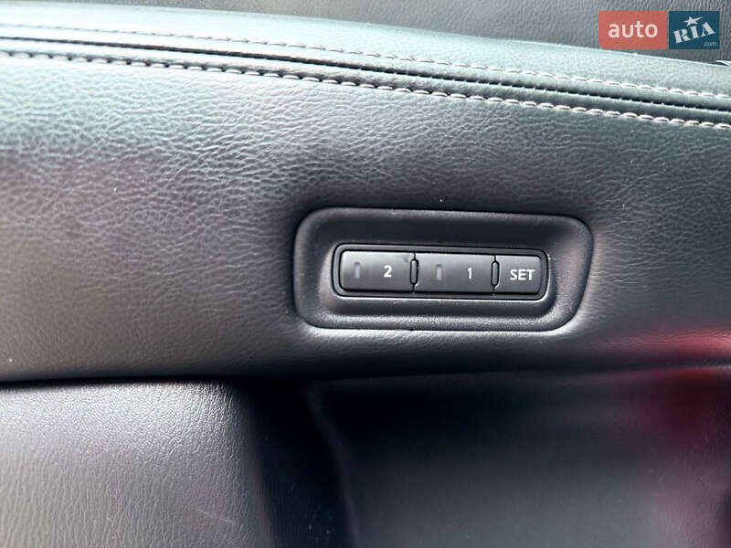 Позашляховик / Кросовер Nissan Pathfinder 2015 в Івано-Франківську