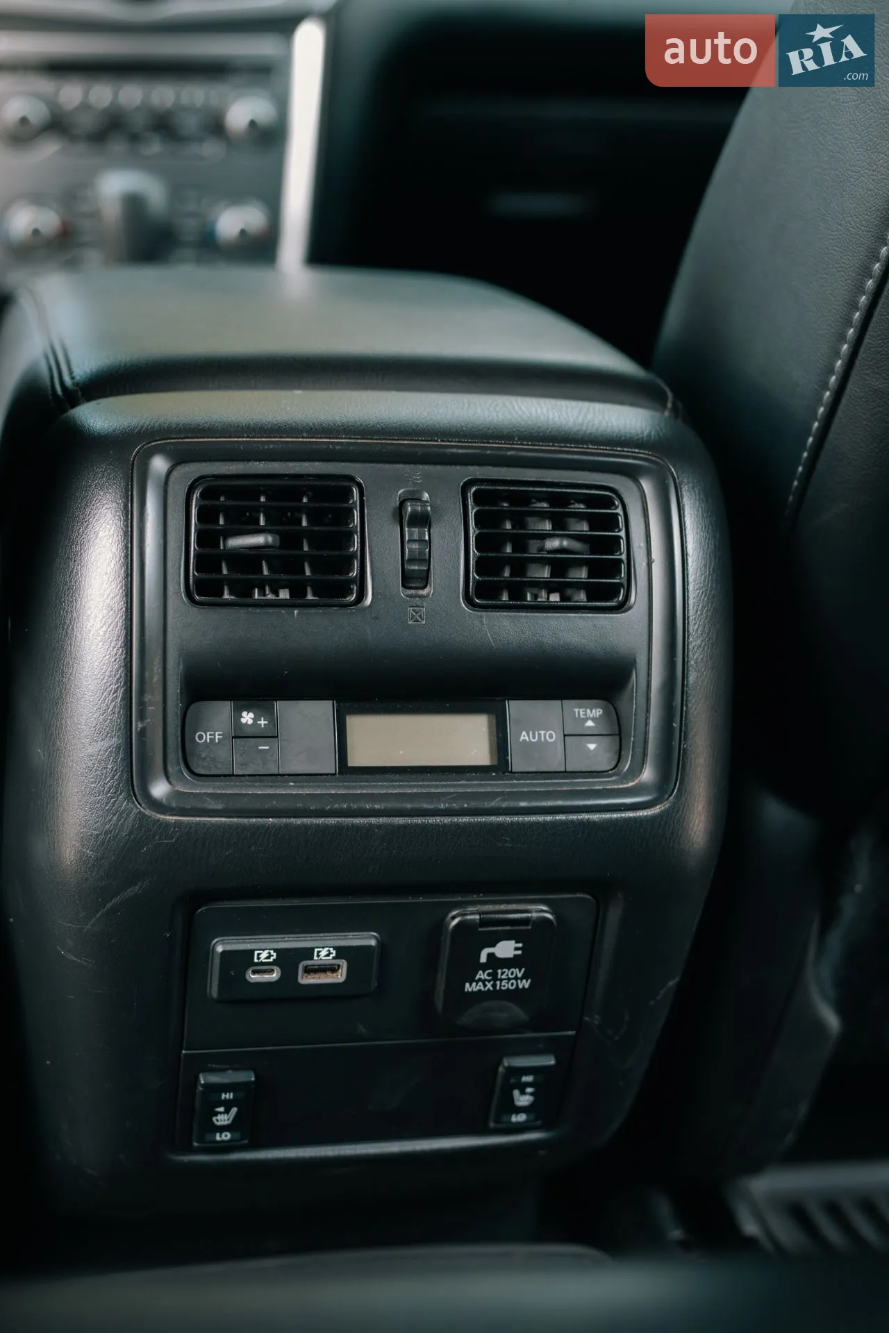 2019 Nissan Pathfinder - мініатюра 16