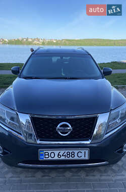 Nissan Pathfinder 2016