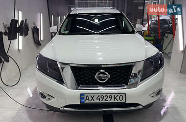 Позашляховик / Кросовер Nissan Pathfinder 2015 в Одесі