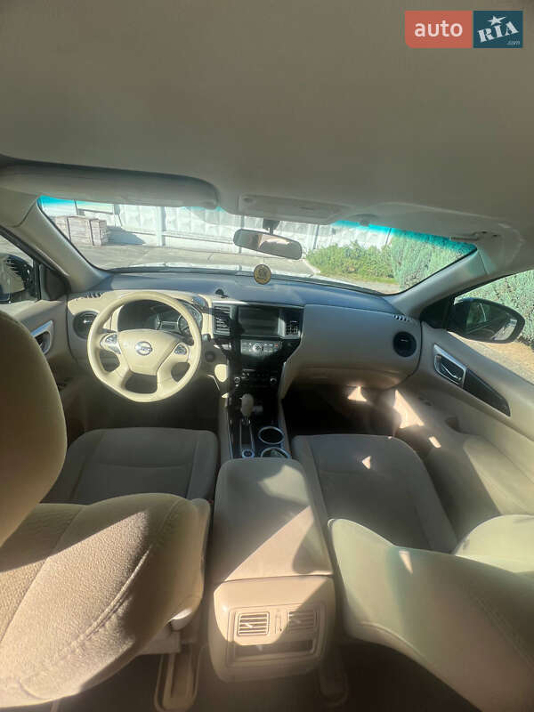 Внедорожник / Кроссовер Nissan Pathfinder 2013 в Киеве фото 4 Внедорожник / Кроссовер Nissan Pathfinder 2013 в Киеве