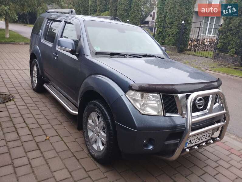 Позашляховик / Кросовер Nissan Pathfinder 2007 в Луцьку